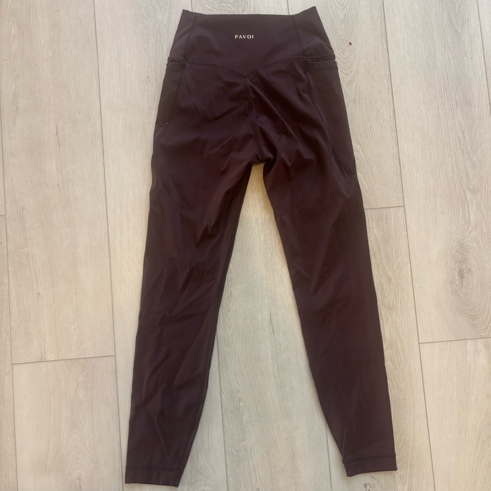 Pavoi Women’s Brown Athletic Leggings